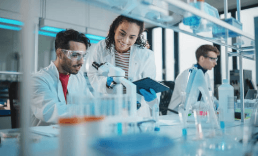 New Medical Curriculum Focuses on AI Integration in Healthcare